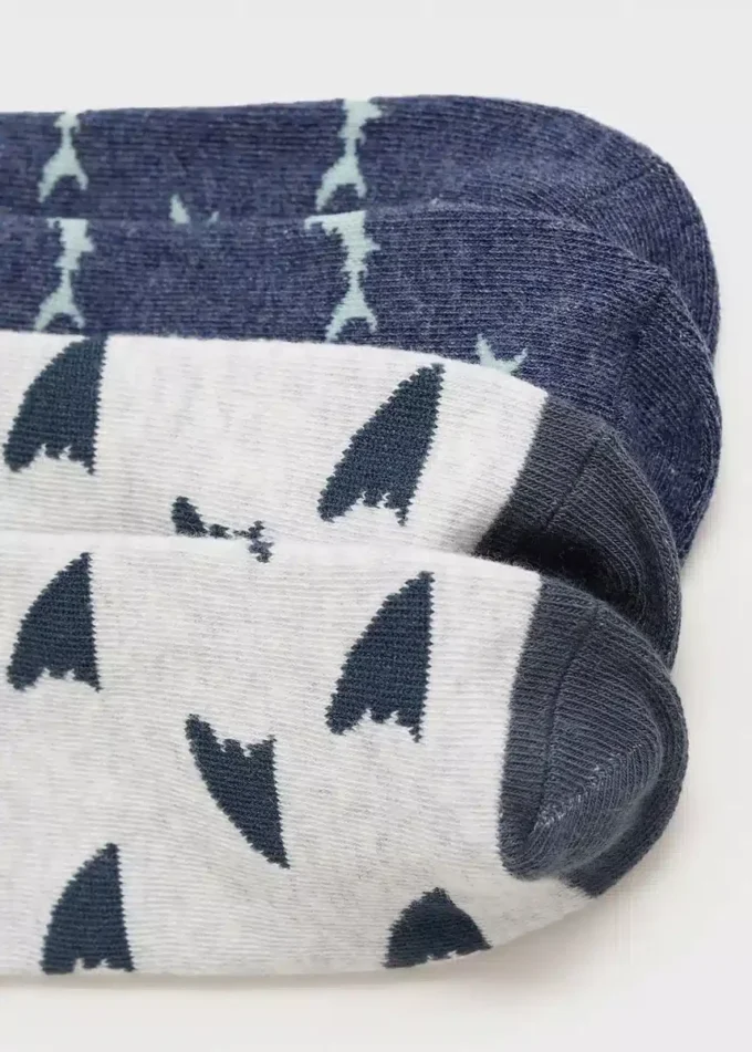 2 pary skarpet w różnych wzorach