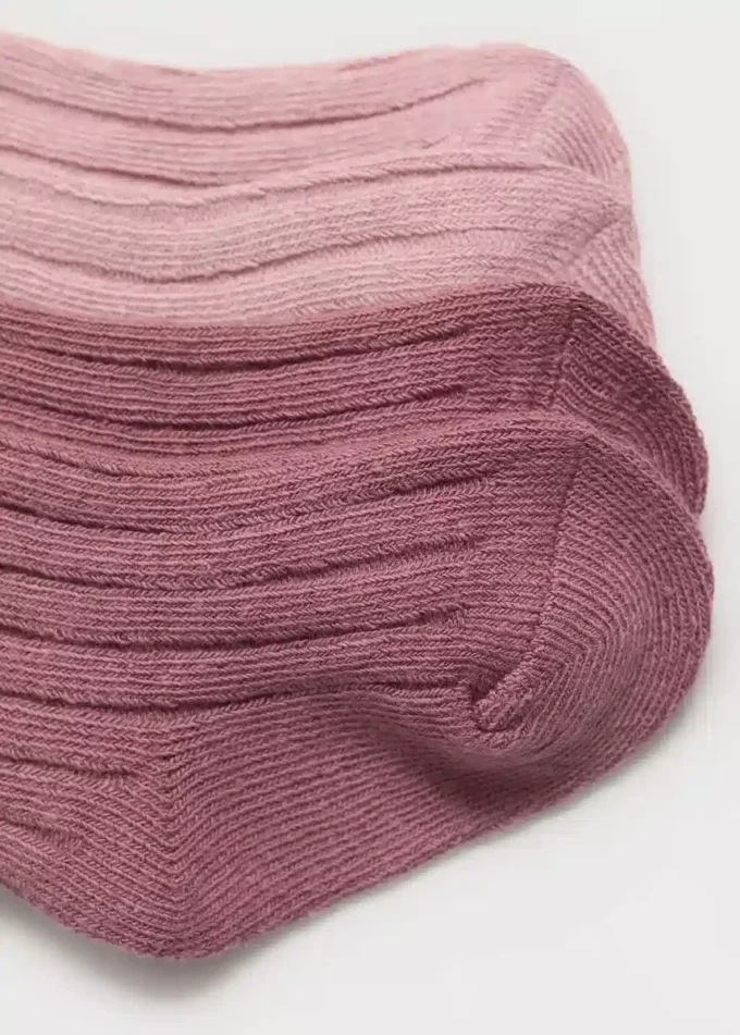 2 pary skarpetek prążkowanych 2 pary skarpetek prążkowanych