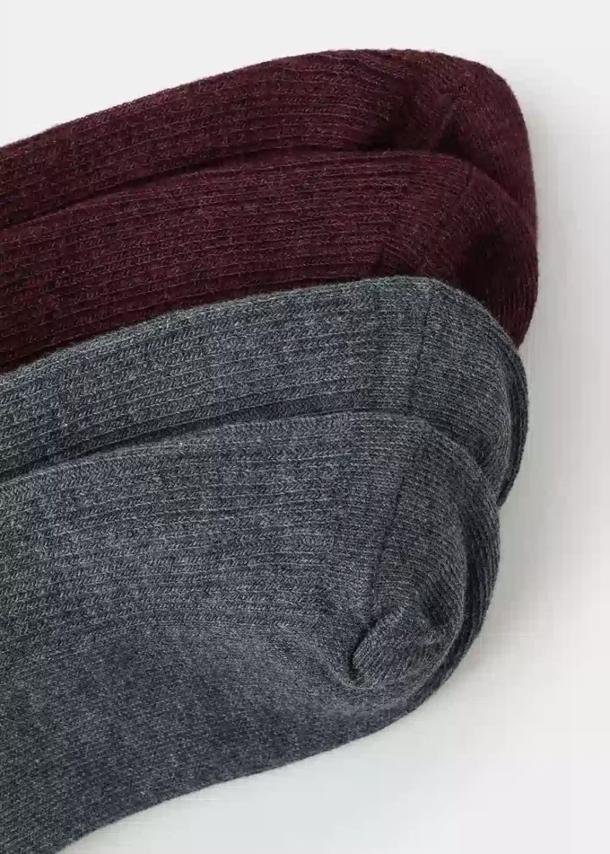 2 pary skarpetek prążkowanych 2 pary skarpetek prążkowanych