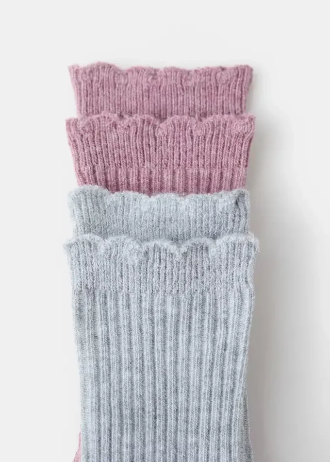 2 pary skarpetek we wzory 2 pary skarpetek we wzory