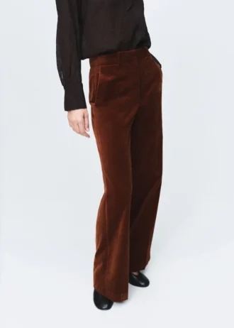 Aksamitne spodnie garniturowe