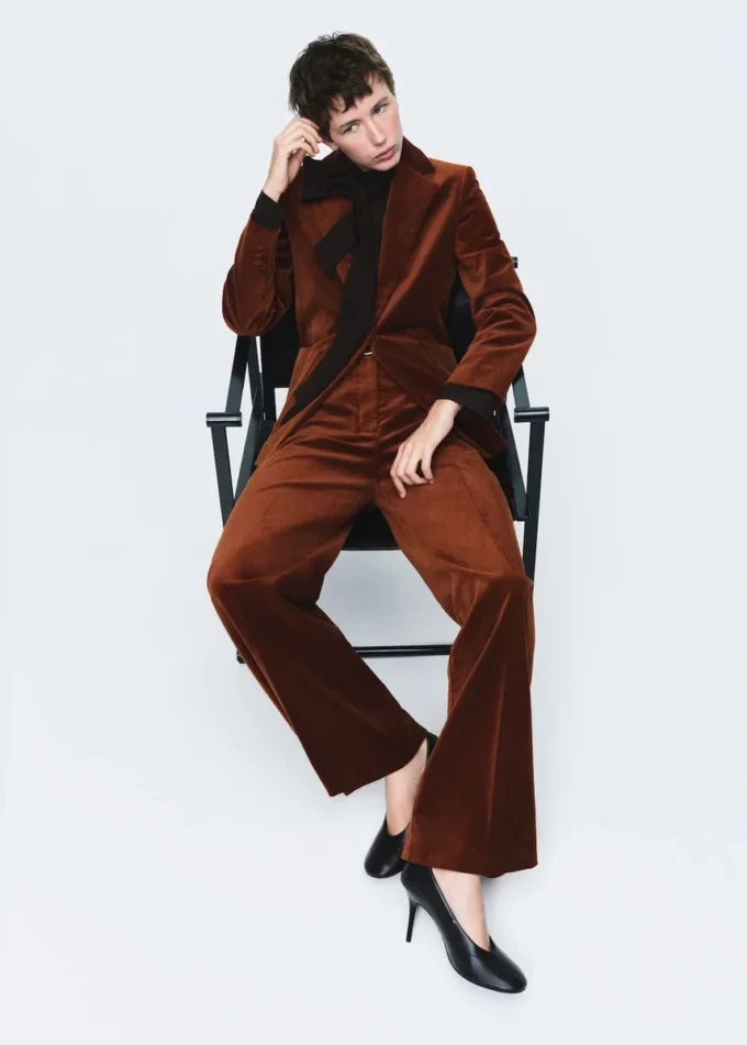 Aksamitne spodnie garniturowe Aksamitne spodnie garniturowe