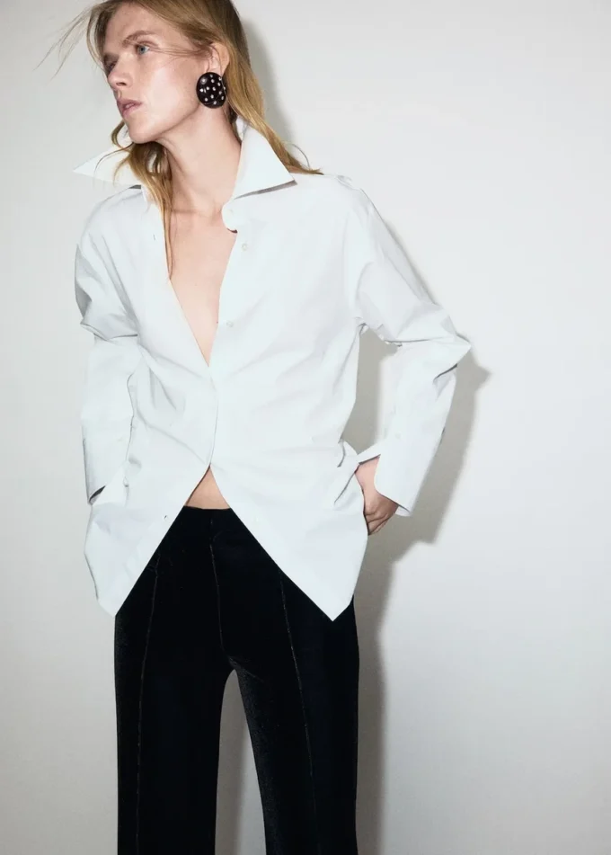 Aksamitne spodnie z detalami szwów Aksamitne spodnie z detalami szwów