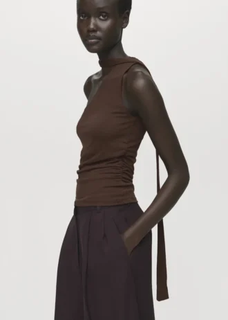 Asymetryczna bluzka z chustą