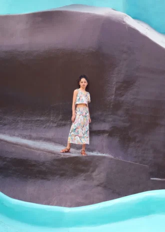 Asymetryczna bluzka z nadrukiem