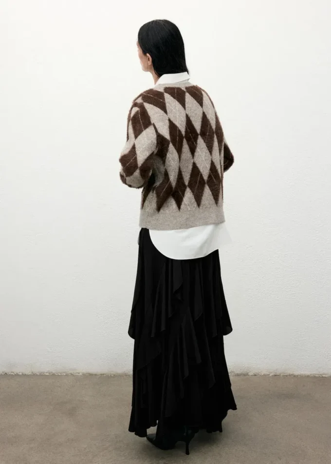 Asymetryczna spódnica z falbanami Asymetryczna spódnica z falbanami