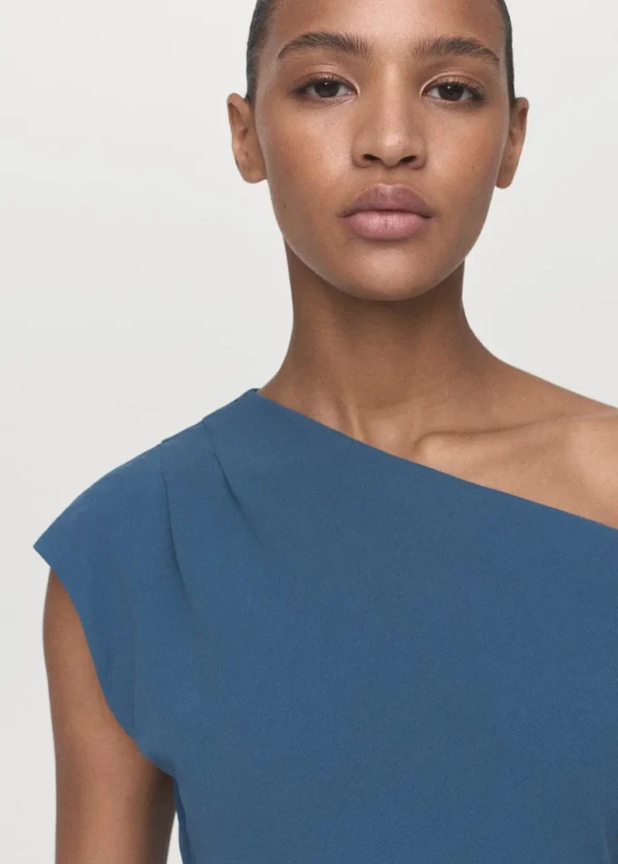 Asymetryczna sukienka midi Asymetryczna sukienka midi