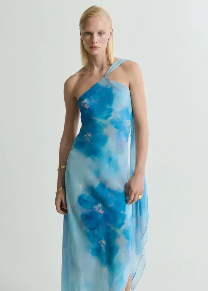 Asymetryczna sukienka w kwiatowy wzór Asymetryczna sukienka w kwiatowy wzór