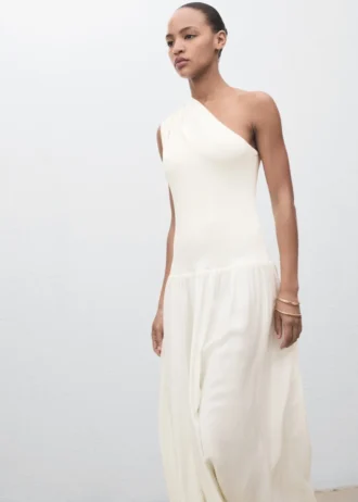 Asymetryczna sukienka z dzianiny