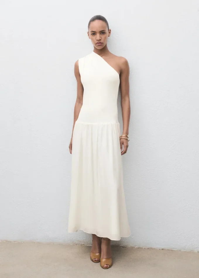 Asymetryczna sukienka z dzianiny Asymetryczna sukienka z dzianiny