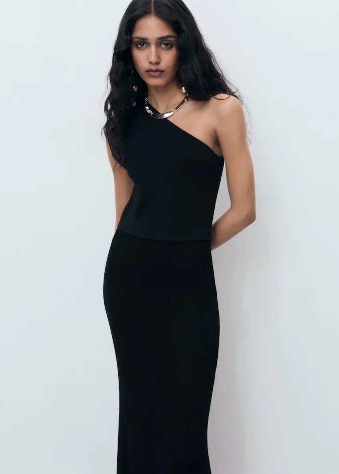 Asymetryczna sukienka z mieszanego dzianiny Asymetryczna sukienka z mieszanego dzianiny