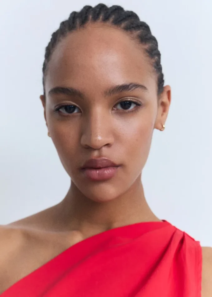 Asymetryczna sukienka z plisami Asymetryczna sukienka z plisami