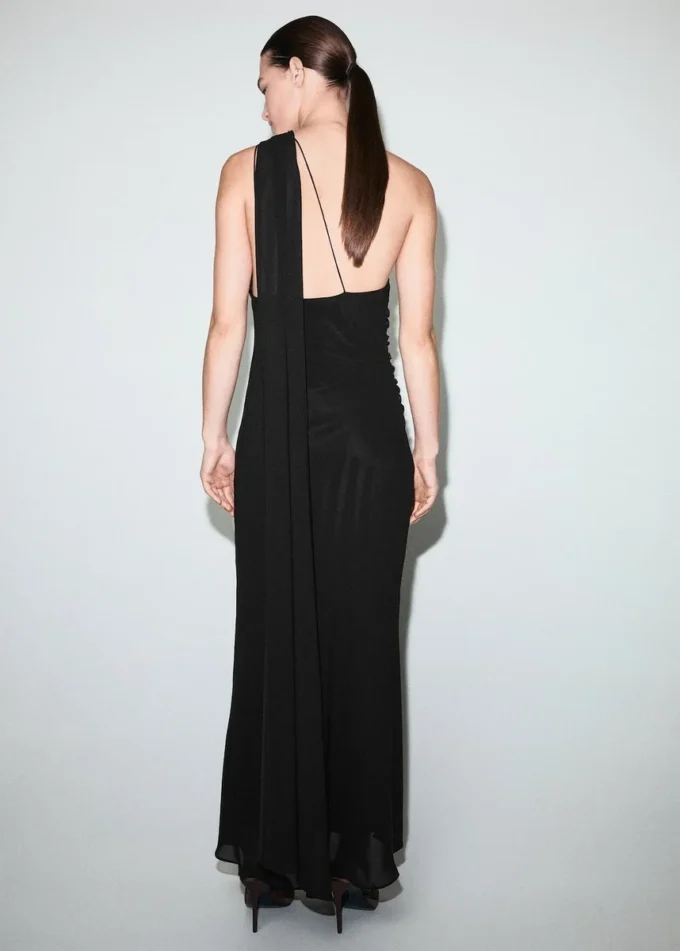 Asymetryczna sukienka z szalikiem Asymetryczna sukienka z szalikiem