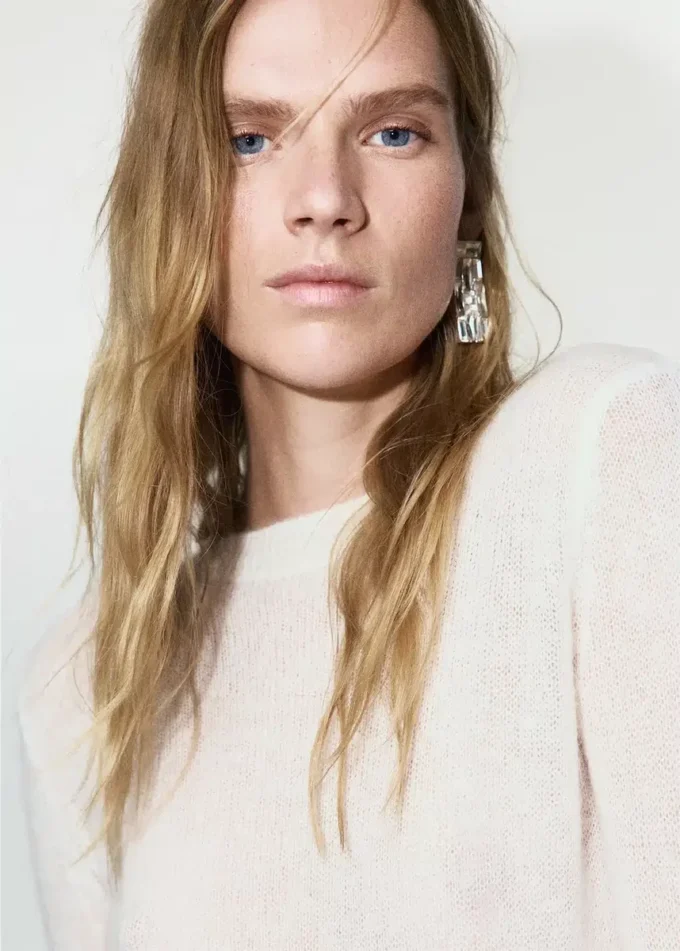 Asymetryczny sweter z mieszanki alpaki i wełny Asymetryczny sweter z mieszanki alpaki i wełny