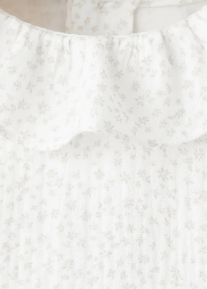 Bawełniana bluzka w kwiatowy wzór Bawełniana bluzka w kwiatowy wzór