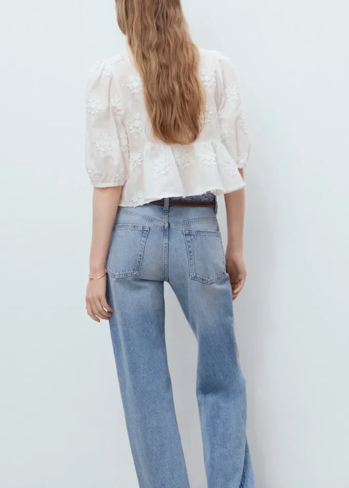 Bawełniana bluzka z kwiatowym haftem Bawełniana bluzka z kwiatowym haftem