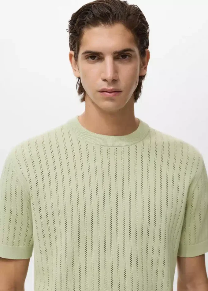 Bawełniana koszulka w paski z ażurowym wzorem Bawełniana koszulka w paski z ażurowym wzorem