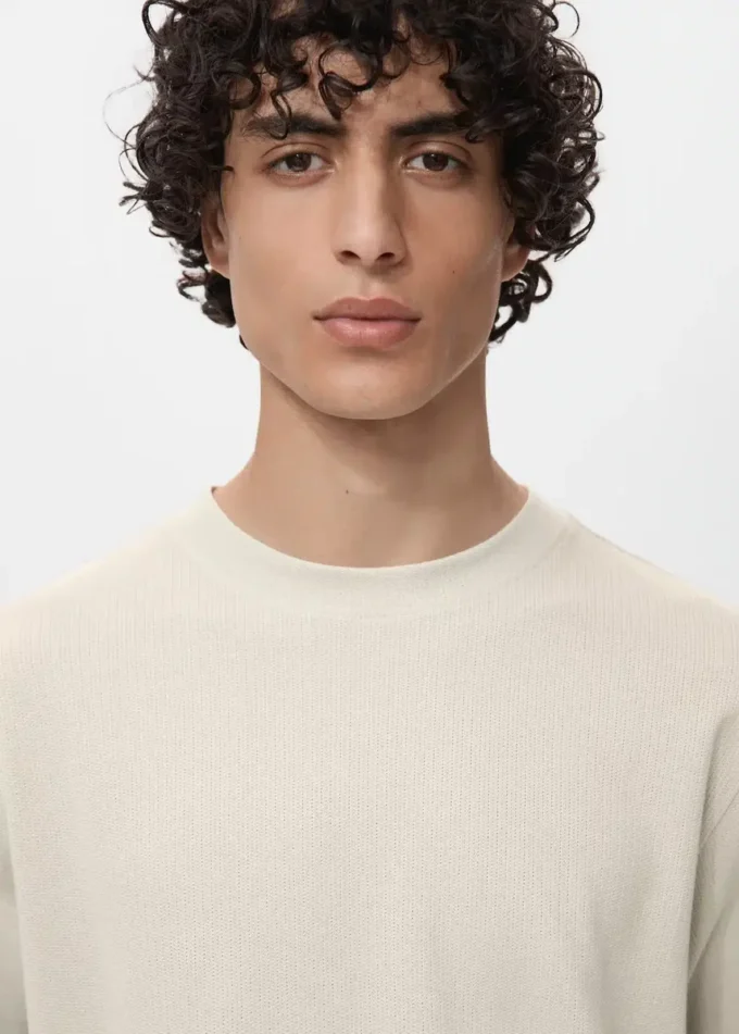 Bawełniana koszulka z cienkiej dzianiny Bawełniana koszulka z cienkiej dzianiny