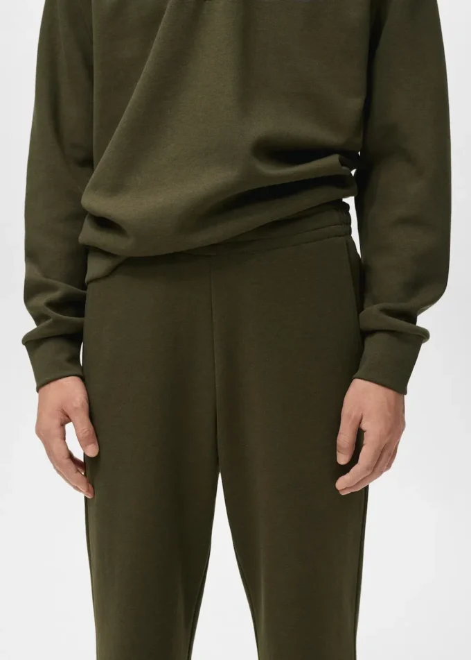 Bawełniane spodnie dresowe z elastyczną talią Bawełniane spodnie dresowe z elastyczną talią