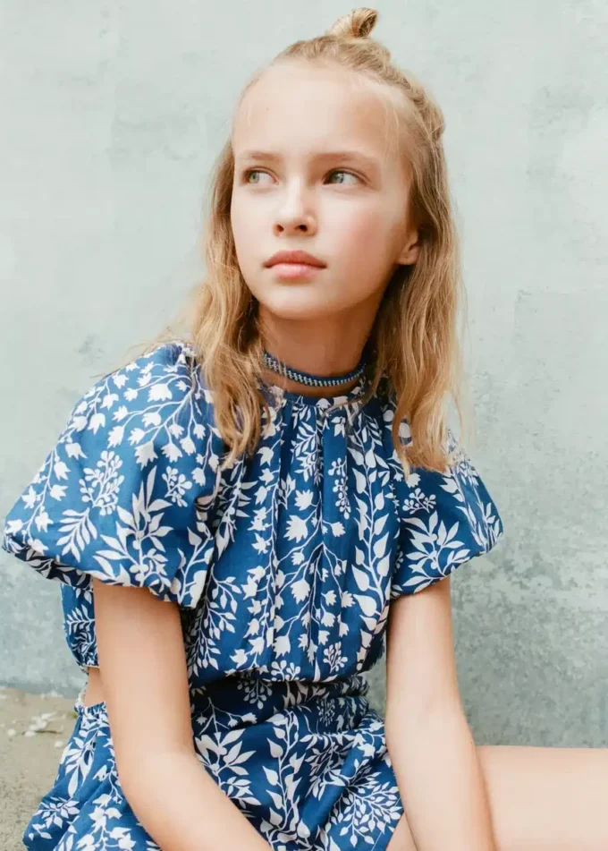 Bawełniany kombinezon z nadrukiem Bawełniany kombinezon z nadrukiem