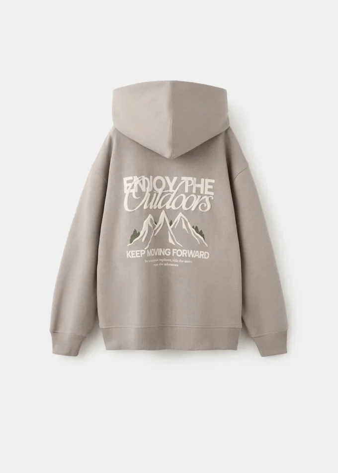 Bluza z nadrukiem i wytłoczonym napisem Bluza z nadrukiem i wytłoczonym napisem