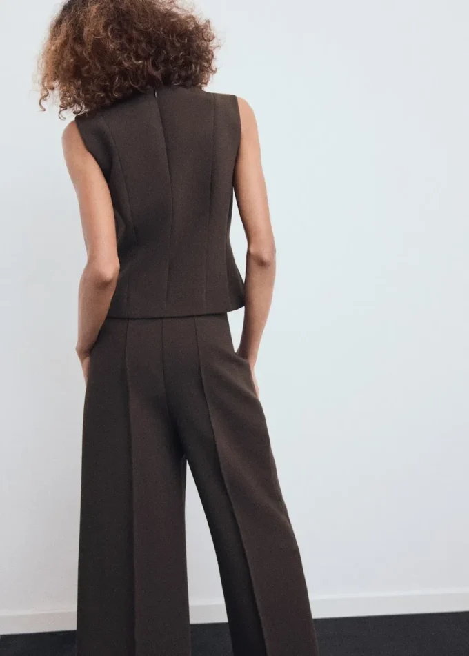 Bluzka z dekoltem w szpic i kokardkami Bluzka z dekoltem w szpic i kokardkami