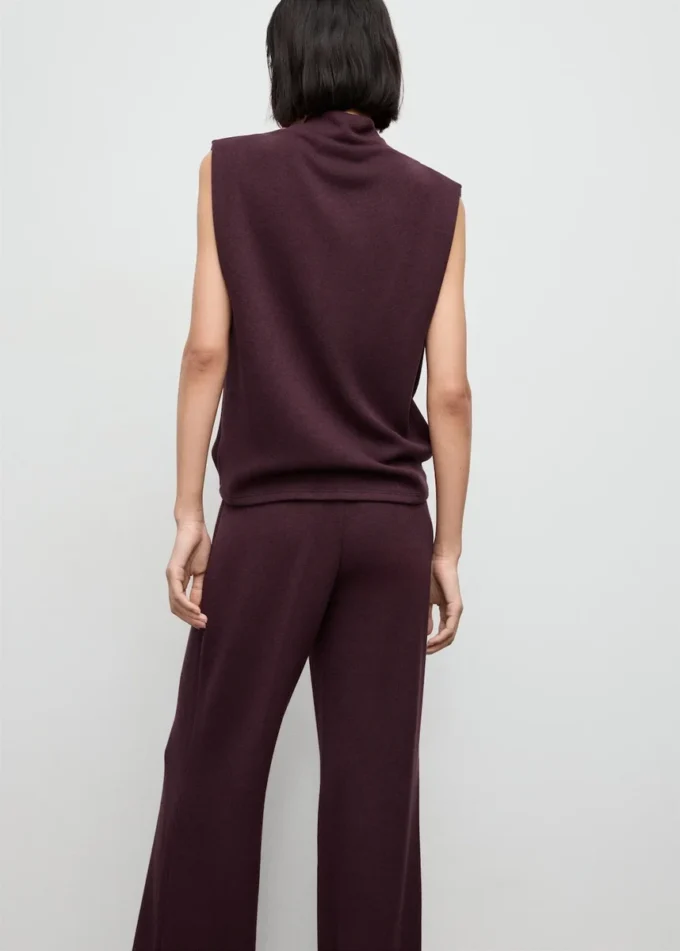 Bluzka z drapowanym dekoltem Bluzka z drapowanym dekoltem