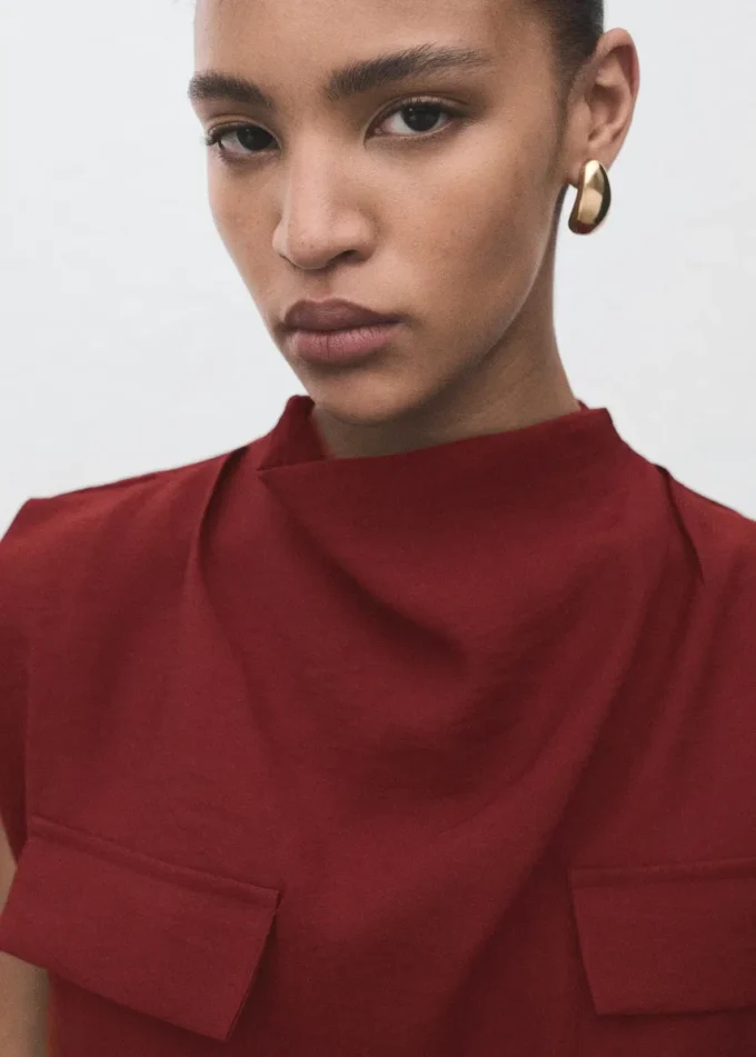 Bluzka z drapowanym dekoltem i paskiem Bluzka z drapowanym dekoltem i paskiem