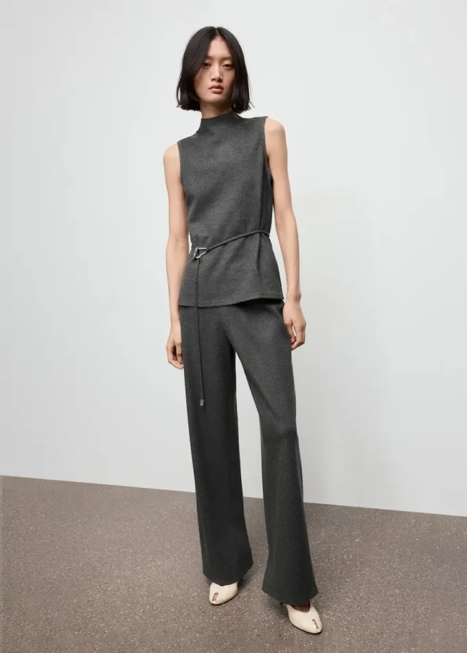 Bluzka z golfem i paskiem Bluzka z golfem i paskiem