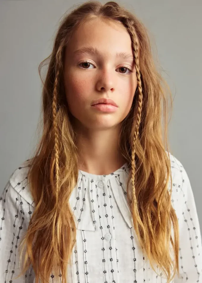 Bluzka z kołnierzykiem babydoll Bluzka z kołnierzykiem babydoll