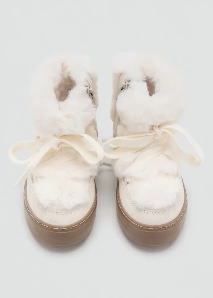 Botki z akcentami skórzanymi Botki z akcentami skórzanymi