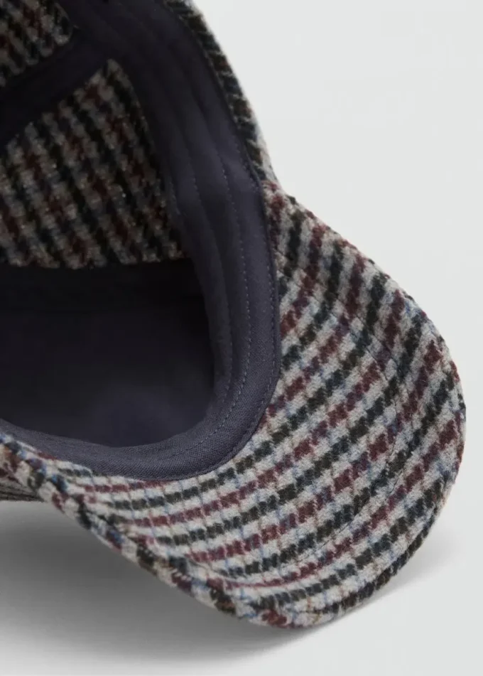 Czapka tweedowa z literą