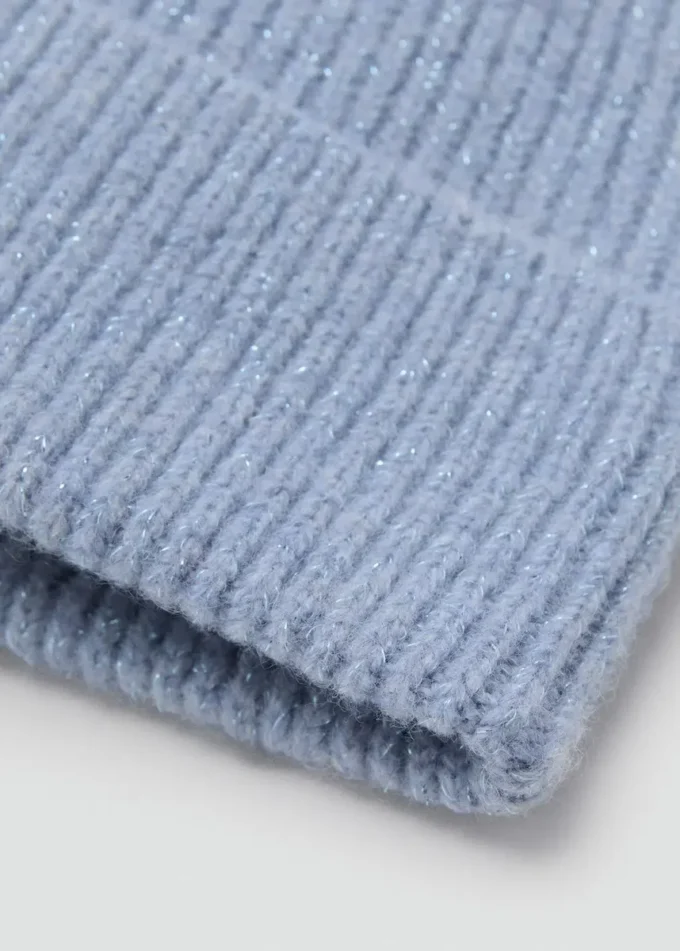 Czapka z prążkowanej tkaniny lurexowej Czapka z prążkowanej tkaniny lurexowej