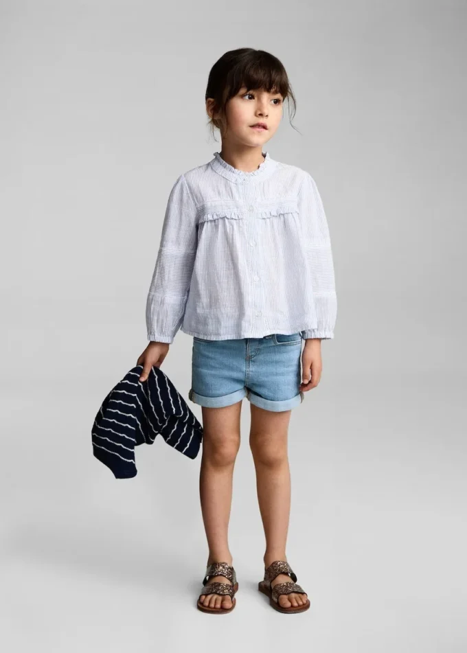 Dżinsowe szorty z podwiniętymi nogawkami Dżinsowe szorty z podwiniętymi nogawkami