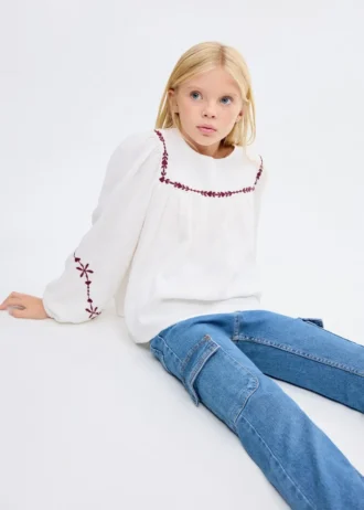 Dżinsy cargo z rozszerzanymi nogawkami