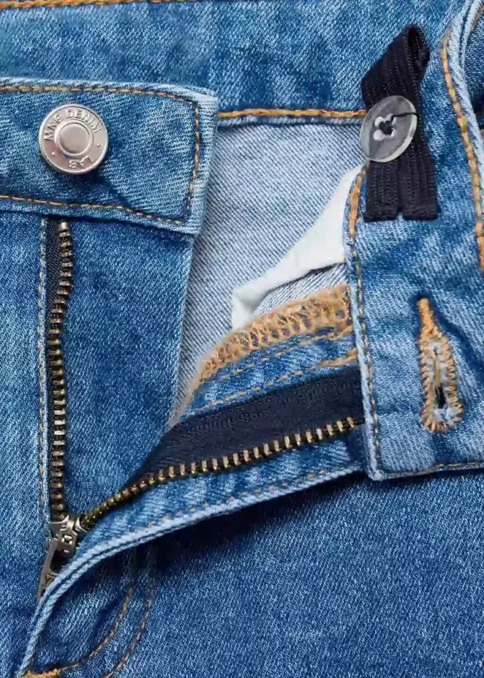 Dżinsy cargo z rozszerzanymi nogawkami