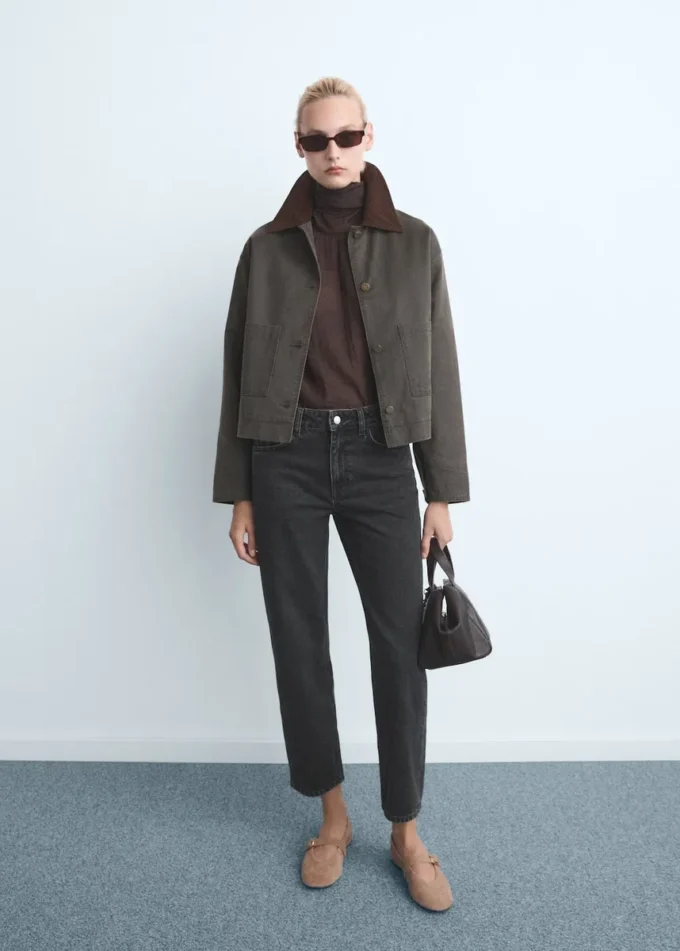 Dżinsy o dopasowanym kroju i wysokim stanie Dżinsy o dopasowanym kroju i wysokim stanie