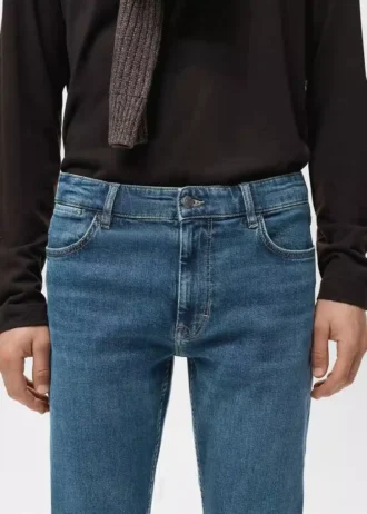 Dżinsy Patrick o dopasowanym kroju i wyjątkowo miękkim materiale