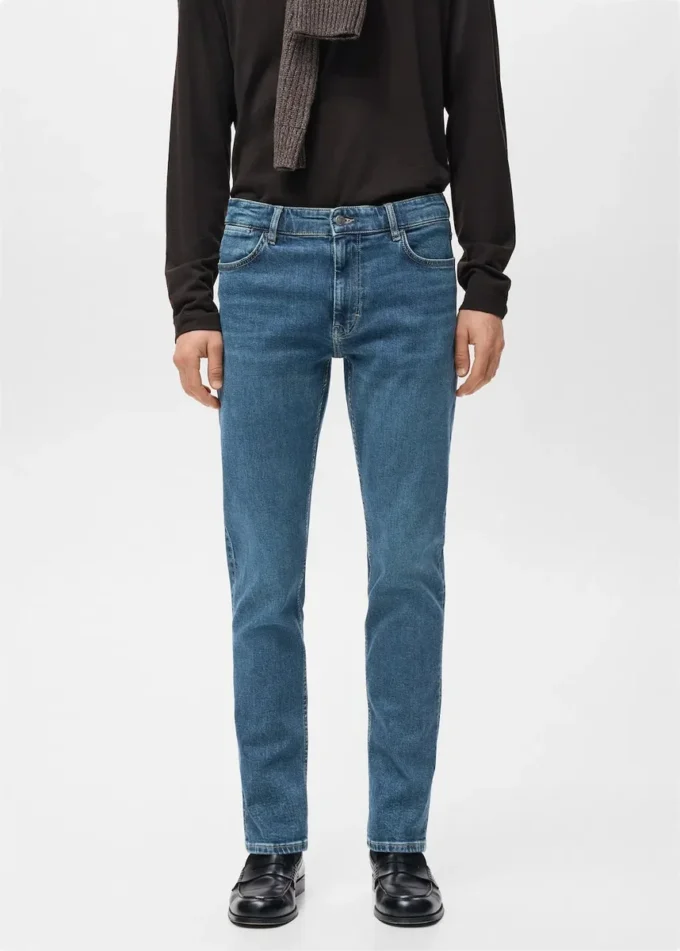 Dżinsy Patrick o dopasowanym kroju i wyjątkowo miękkim materiale