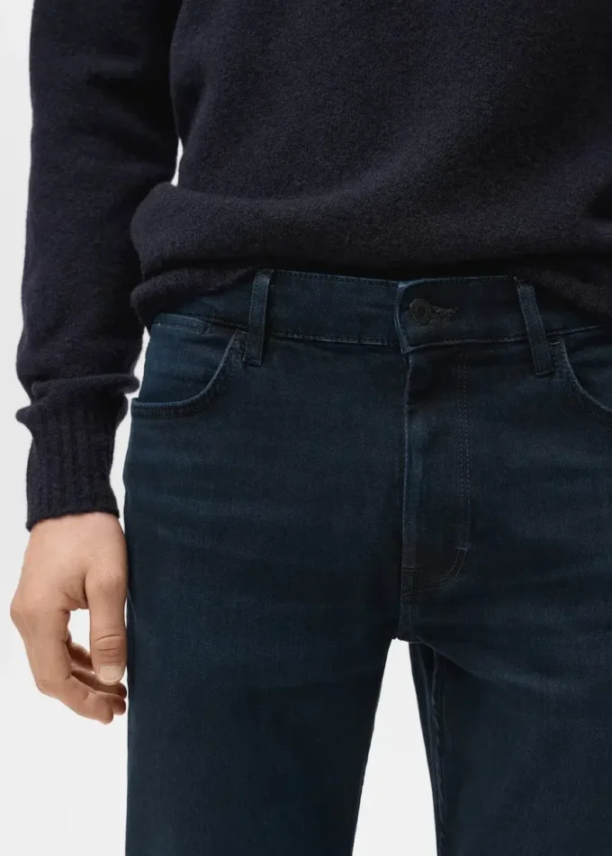 Dżinsy Patrick o dopasowanym kroju i wyjątkowo miękkim materiale