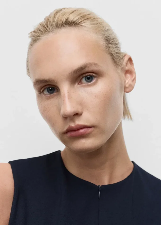 Dopasowana bluzka zapinana na zamek błyskawiczny Dopasowana bluzka zapinana na zamek błyskawiczny