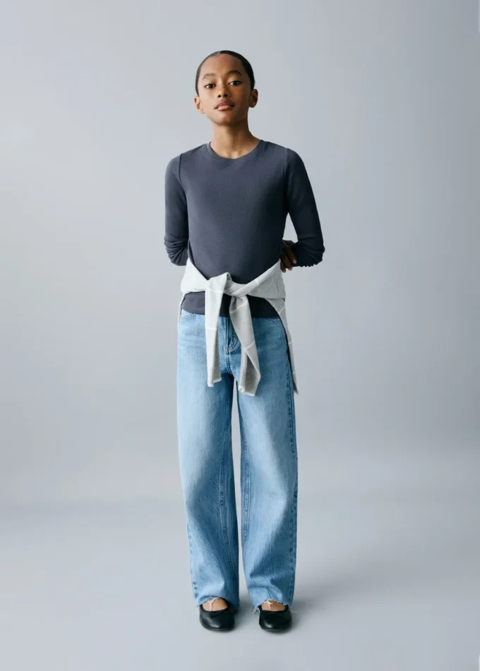 Długa koszulka z prążkowanej dzianiny Długa koszulka z prążkowanej dzianiny