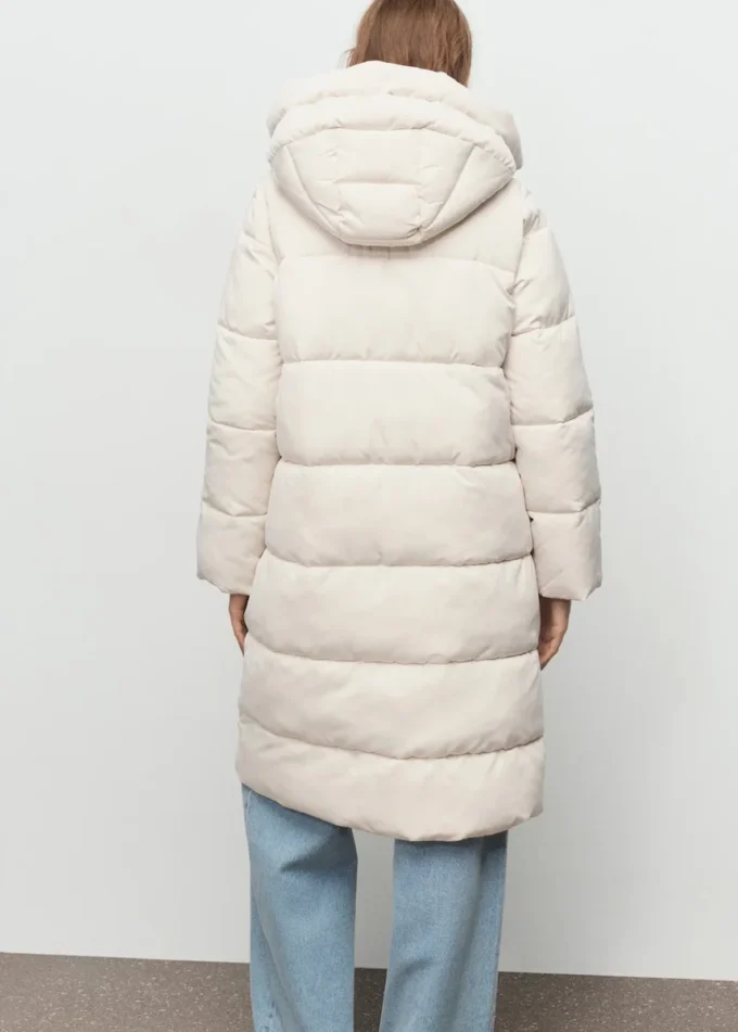 Długa pikowana kurtka z kapturem Długa pikowana kurtka z kapturem