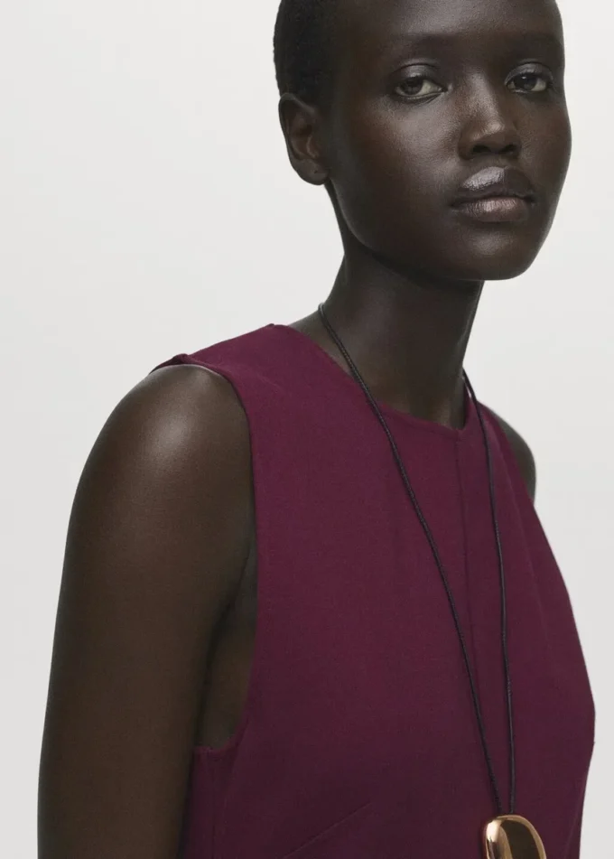 Długa sukienka z rozkloszowanym dołem Długa sukienka z rozkloszowanym dołem