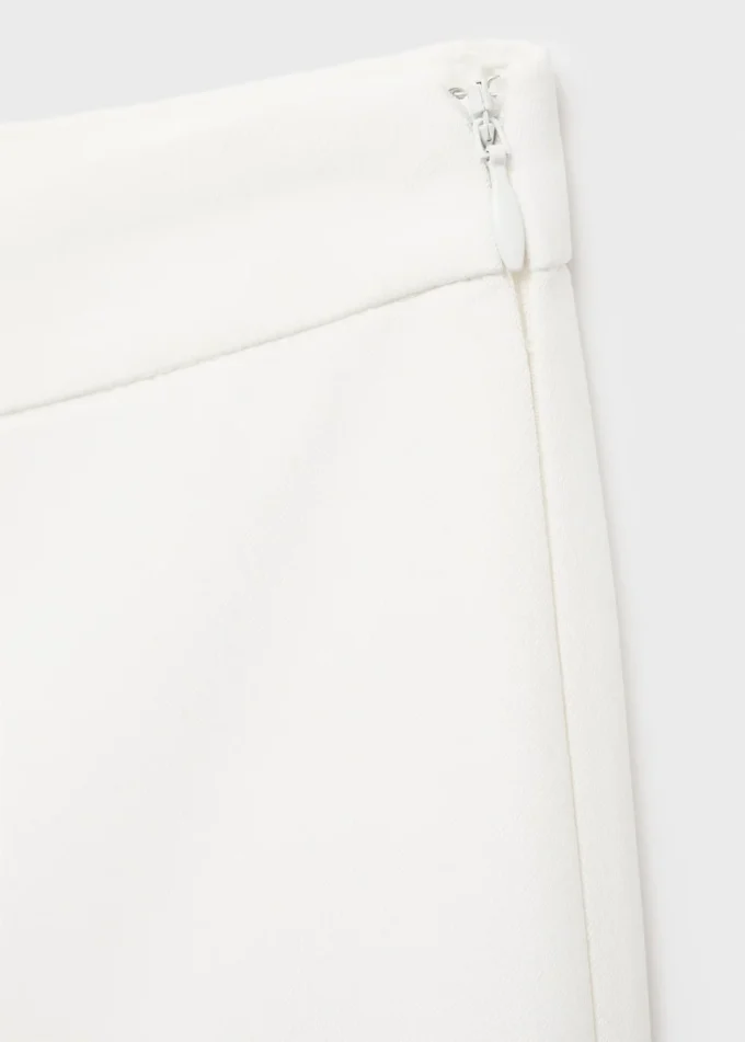 Długie spodnie z rozkloszowanymi nogawkami Długie spodnie z rozkloszowanymi nogawkami