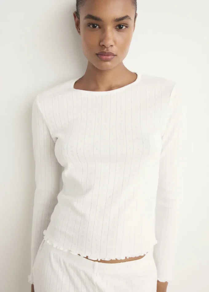 Dwuczęściowa piżama z ażurowej bawełny Dwuczęściowa piżama z ażurowej bawełny