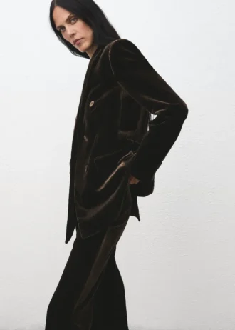 Dwurzędowa aksamitna marynarka