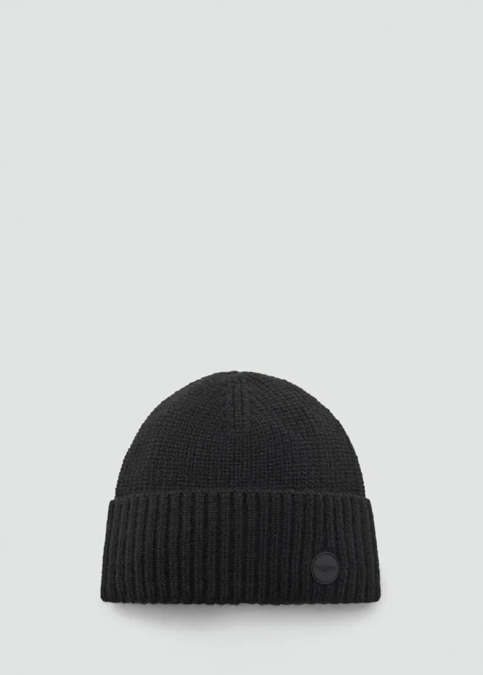 Dzianinowa czapka z podwiniętym brzegiem Dzianinowa czapka z podwiniętym brzegiem