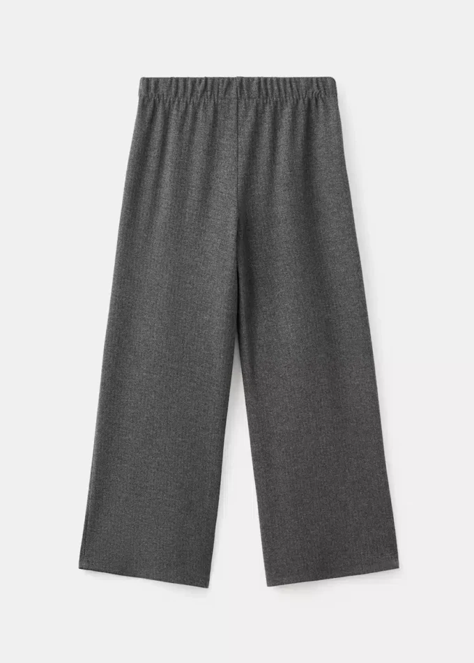 Dzianinowe spodnie z kokardą Dzianinowe spodnie z kokardą