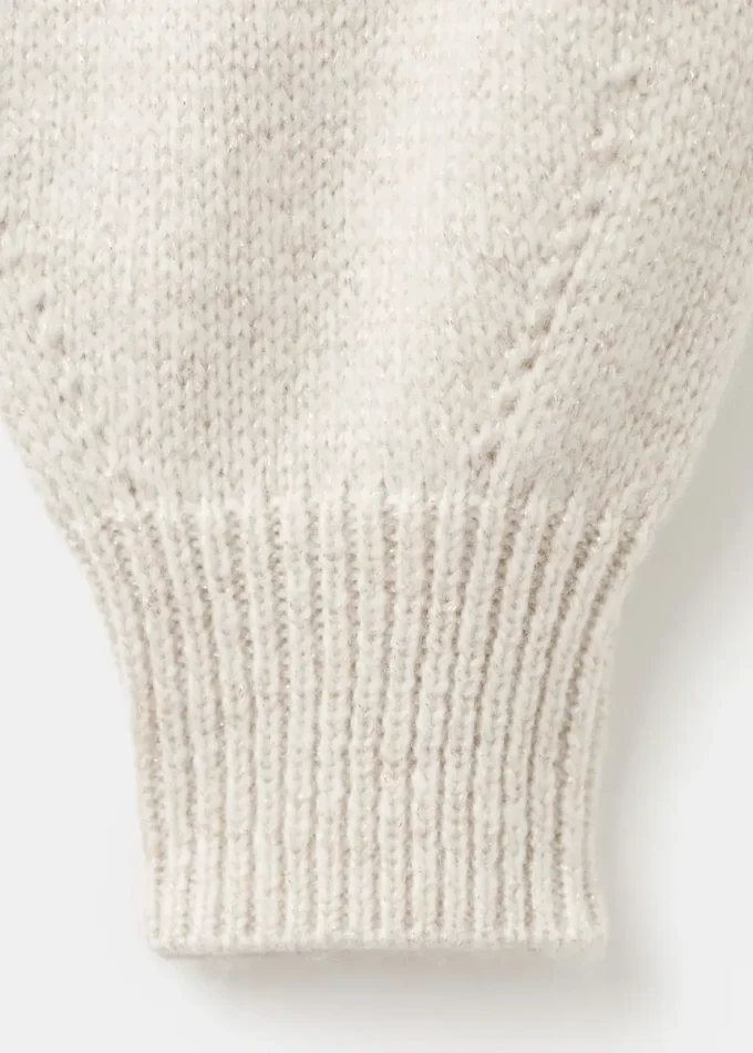 Dzianinowy kardigan z błyszczącymi detalami Dzianinowy kardigan z błyszczącymi detalami